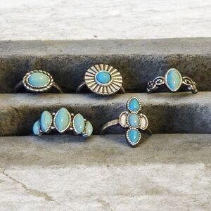 5 Vintage Style Silver Toned and Turquoise Stoned Ring Set 5pc! Boho
